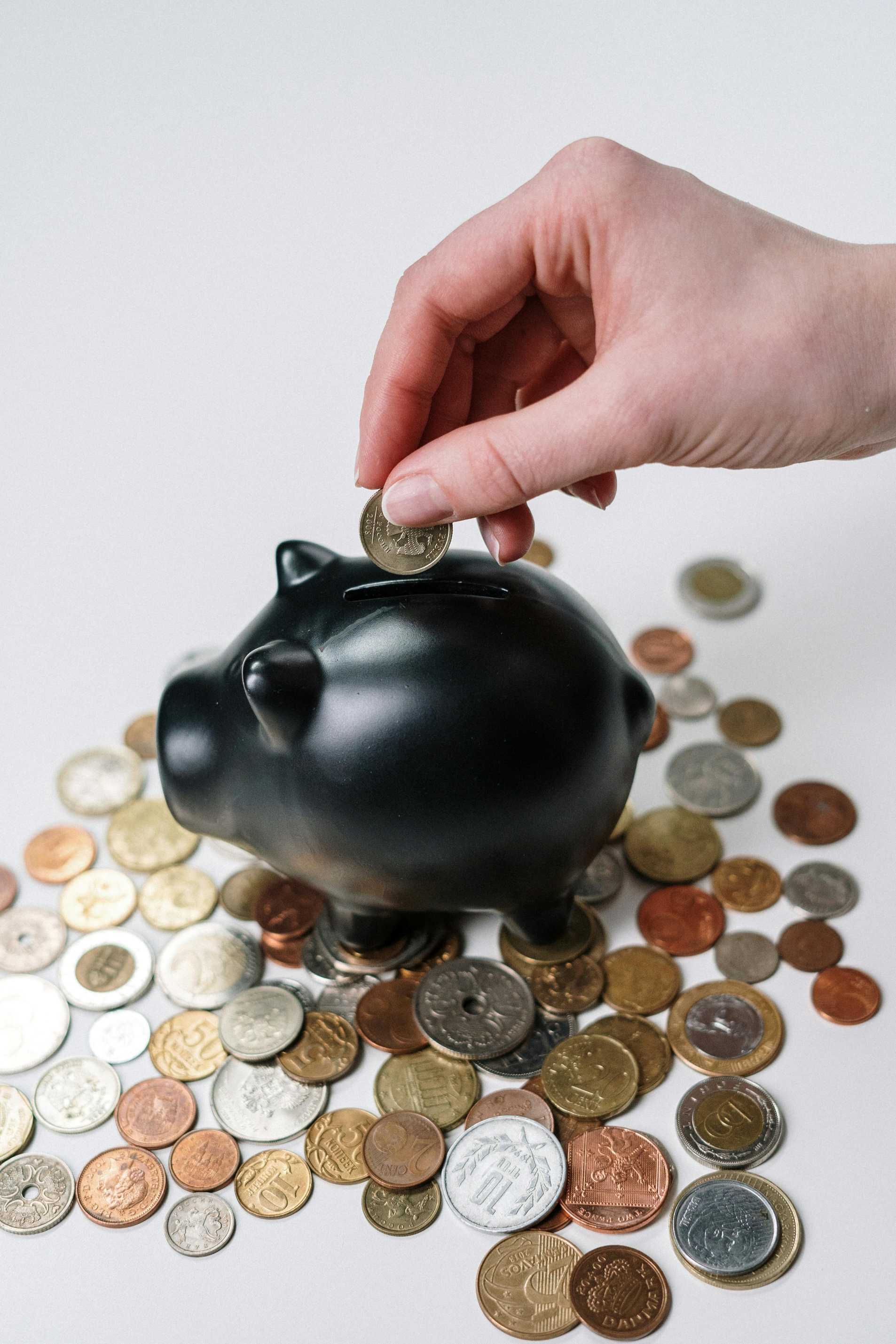 黄金在地壳中的分布:探寻其奥秘与特点——区块链视角下的矿产资源