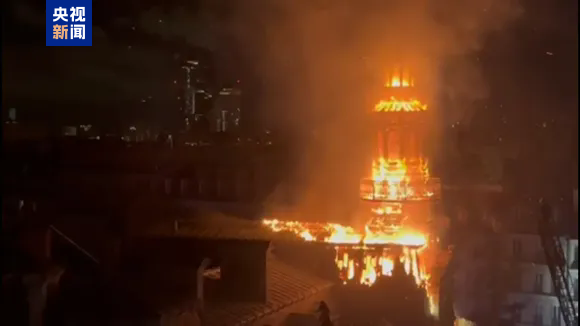 巴黎十二区市政厅火灾：历史建筑的损失与区块链技术的潜在应用